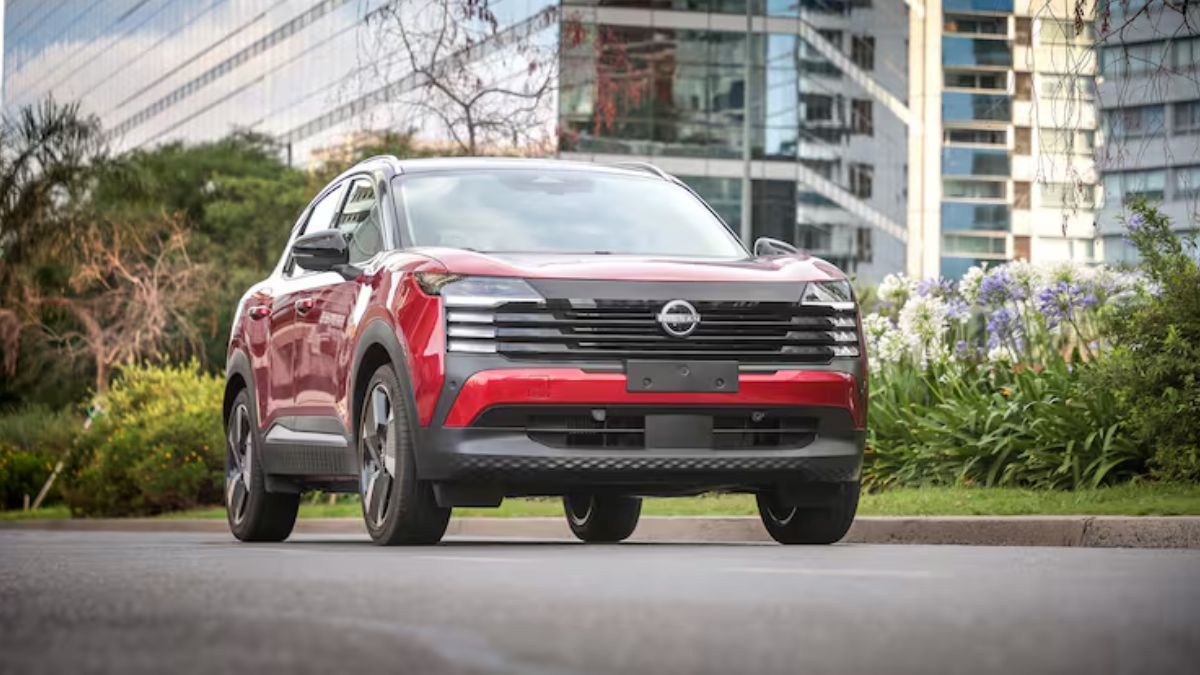 Nissan Kicks Play: precio en diciembre 2025.