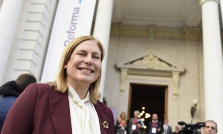 Gisela Scaglia presentó este martes formalmente su renuncia al cargo de vicegobernadora y presidenta del Senado de la Provincia de Santa Fe. Gisela Scaglia presentó este martes formalmente su renuncia al cargo de vicegobernadora y presidenta del Senado de la Provincia de Santa Fe.