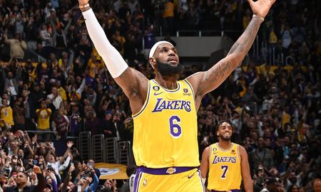 LeBron James se transformó este martes en el máximo anotador en la historia de la NBA, al superar a Kareem Abdul-Jabbar. LeBron James se transformó este martes en el máximo anotador en la historia de la NBA, al superar a Kareem Abdul-Jabbar.
