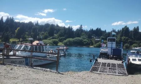 Un actor y profesor falleció mientras practicaba kayak en el lago Nahuel Huapi, Bariloche. Un actor y profesor falleció mientras practicaba kayak en el lago Nahuel Huapi, Bariloche.