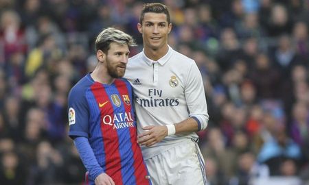 Jorge Mendes, representante de Cristiano Ronaldo, habría ofrecido al jugador al Barcelona. Jorge Mendes, representante de Cristiano Ronaldo, habría ofrecido al jugador al Barcelona.