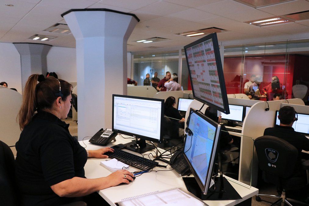 El servicio del 911 atiende las 24 horas, los 7 días de la semana.