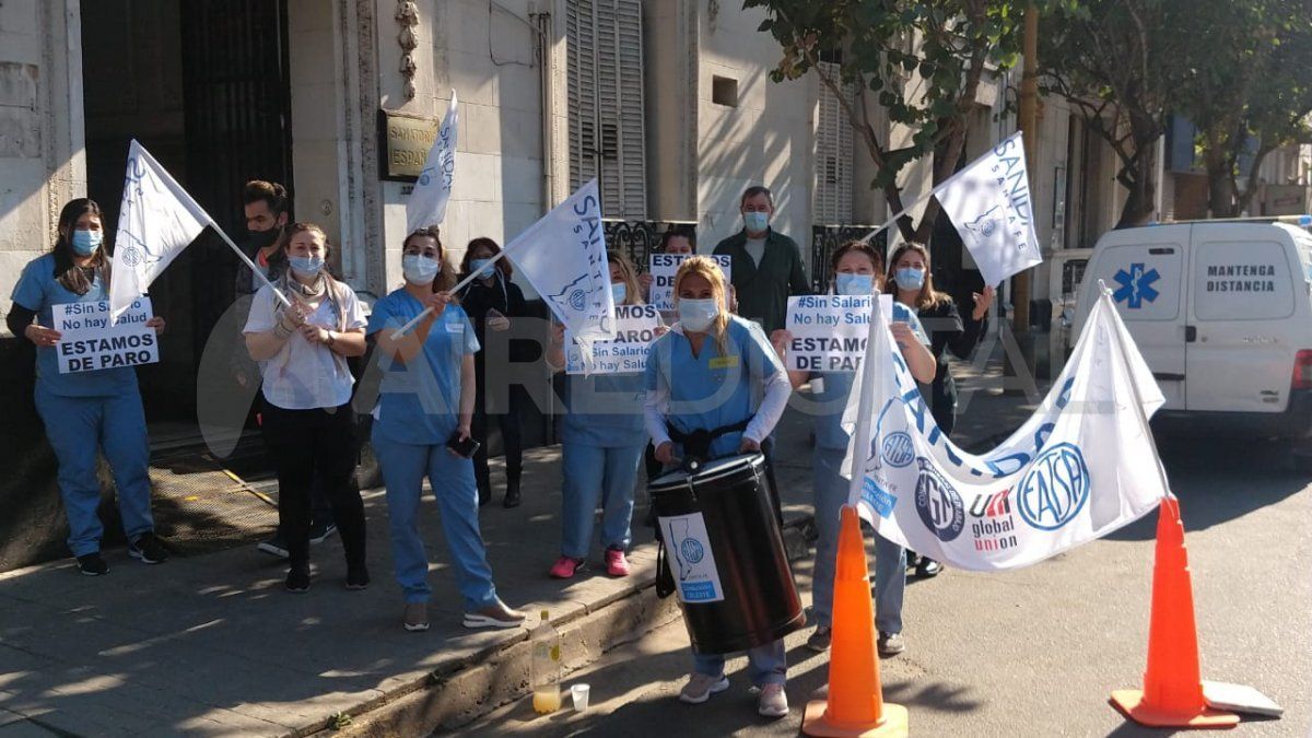Protesta en el Sanatorio Español. 