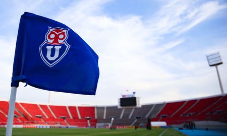 Antes del cruce con San Lorenzo, por la Copa Libertadores, la Universidad de Chile informó que detectó más casos de coronavirus en el club. Antes del cruce con San Lorenzo, por la Copa Libertadores, la Universidad de Chile informó que detectó más casos de coronavirus en el club.