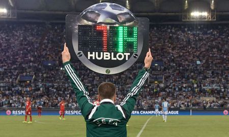 La FIFA autorizó que en 2021 se mantengan las cinco sustituciones por partido. La FIFA autorizó que en 2021 se mantengan las cinco sustituciones por partido.