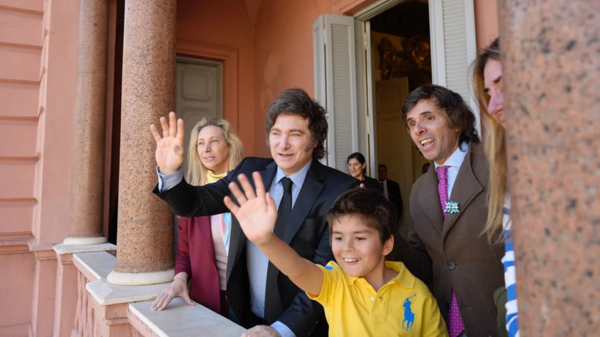 Pedro fue al acto por Malvinas con la ilusión de ver a Milei