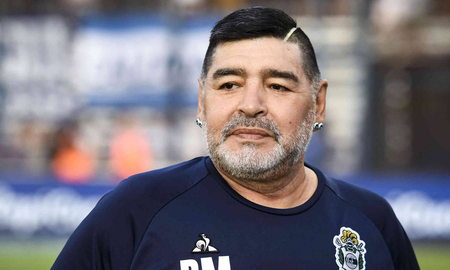 Así llegó Charly a la vida de Maradona. Así llegó Charly a la vida de Maradona. 
