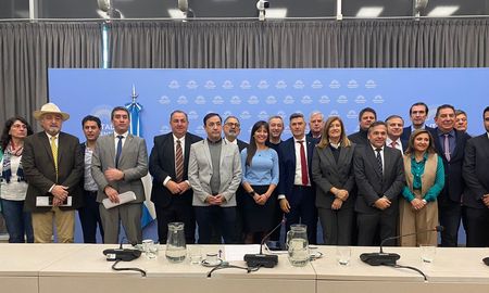 El intendente Juan Pablo Poletti en el Congreso por los subsidios al transporte. El intendente Juan Pablo Poletti en el Congreso por los subsidios al transporte.