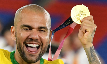 El nuevo título que buscará Dani Alves estando en la cárcel. El nuevo título que buscará Dani Alves estando en la cárcel.