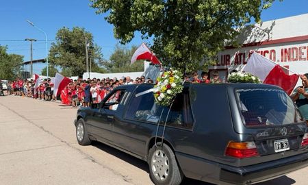 Crimen en la escuela Mariano Moreno de San Cristóbal: emotiva despedida de Ian en su club Crimen en la escuela Mariano Moreno de San Cristóbal: emotiva despedida de Ian en su club