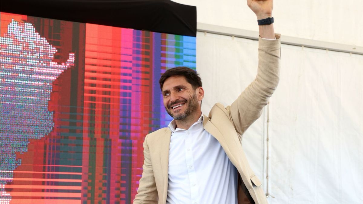 El Gobernador de Santa Fe, Maximiliano Pullaro, en el acto en Jujuy. El Gobernador de Santa Fe, Maximiliano Pullaro, en el acto en Jujuy. 