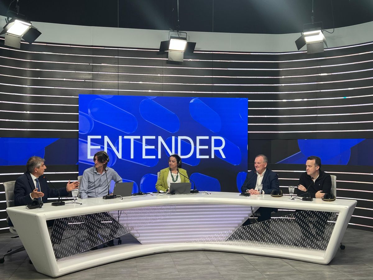 Se realizó un nuevo programa especial de Claves para Entender en AIRE.