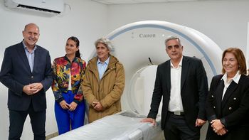 Perotti participó de la presentación del nuevo tomógrafo de la Facultad de Ciencias Veterinarias de la UNR