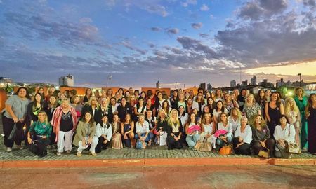 Más de 100 mujeres del entramado productivo santafesino participaron de un encuentro de diálogo y vinculación impulsado por la Provincia Más de 100 mujeres del entramado productivo santafesino participaron de un encuentro de diálogo y vinculación impulsado por la Provincia