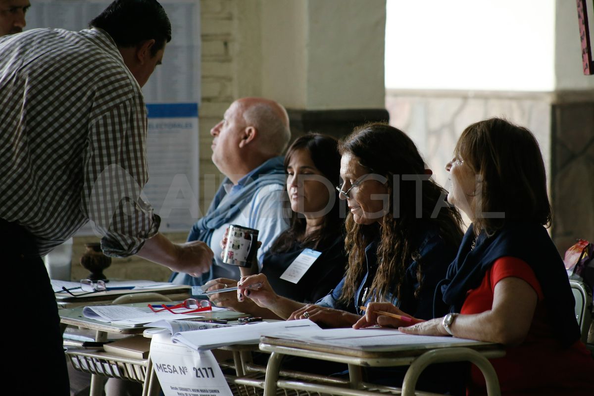 Elecciones 2023: a qué hora se conocerán los primeros resultados del domingo