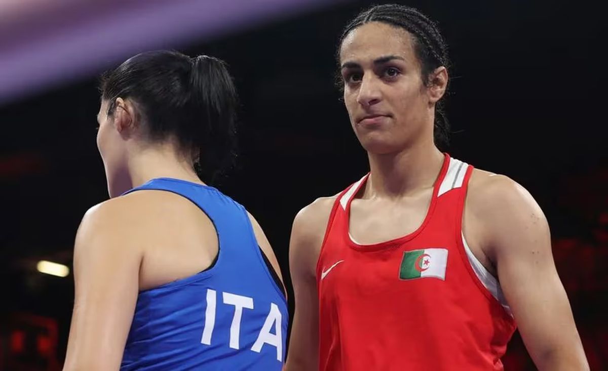 Imane Khelif, descalificada en el Mundial de Boxeo por tener hormonas masculinas, venció a Angela Carini en menos de un minuto. Imane Khelif, descalificada en el Mundial de Boxeo por tener hormonas masculinas, venció a Angela Carini en menos de un minuto.
