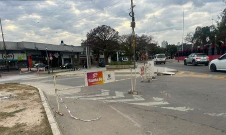 Los trabajos sobre la calzada ya finalizaron, pero el acceso desde Santo Tomé hacia Dr. Zavalla permanece cerrado hasta que se habilite el sector reparado.