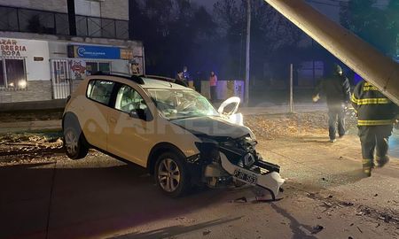 un impactante choque dejo sin luz a vecinos de la ruta 1 un impactante choque dejo sin luz a vecinos de la ruta 1
