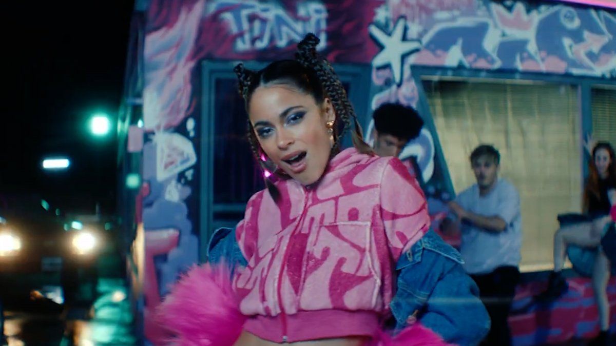 Tini Stoessel adelantó su nuevo tema y causó revuelo por la letra