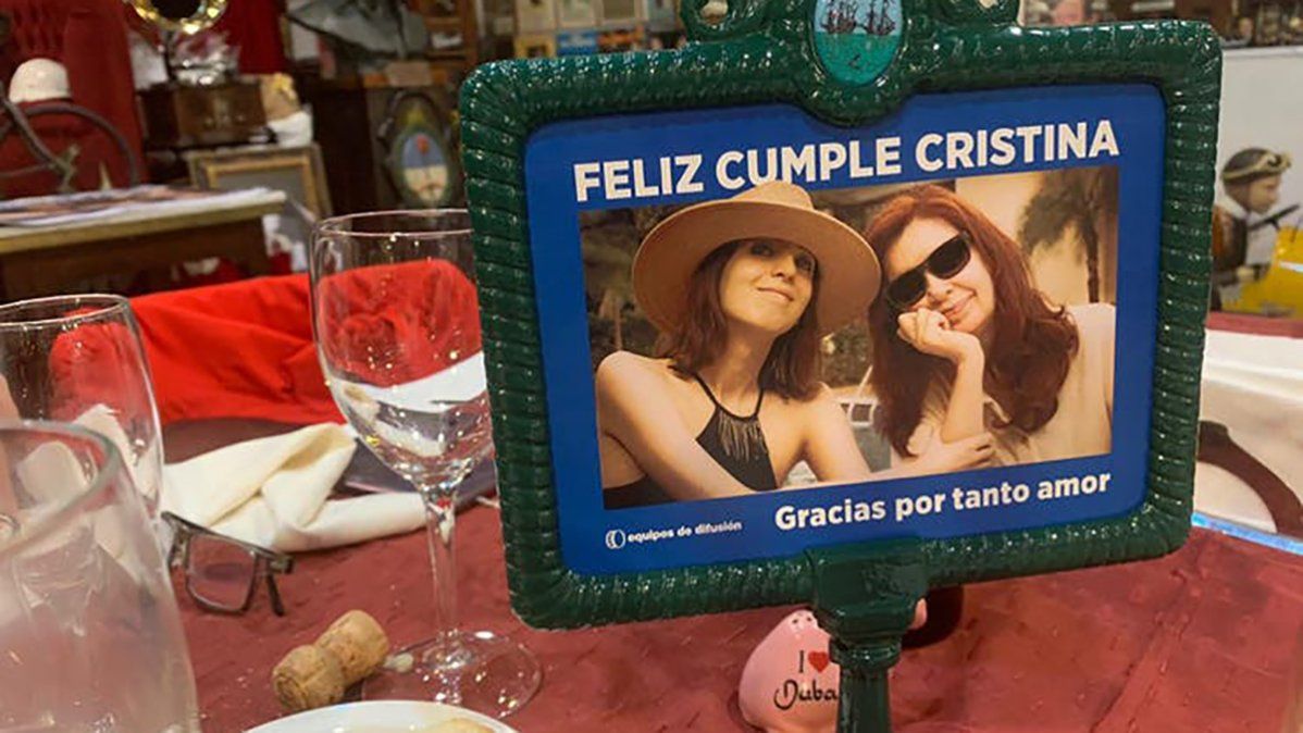 Video: así festejó Cristina Kirchner su cumpleaños junto a Alberto Fernández