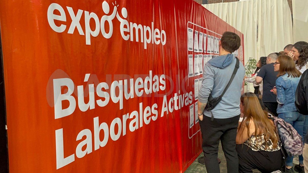 Amplia convocatoria en la primera edición de Expo Empleo Santa Fe