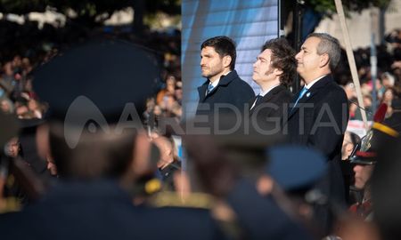 Maximiliano Pullaro confirmó la presencia de Santa Fe en el Pacto de Mayo convocado por Javier Milei. Maximiliano Pullaro confirmó la presencia de Santa Fe en el Pacto de Mayo convocado por Javier Milei.