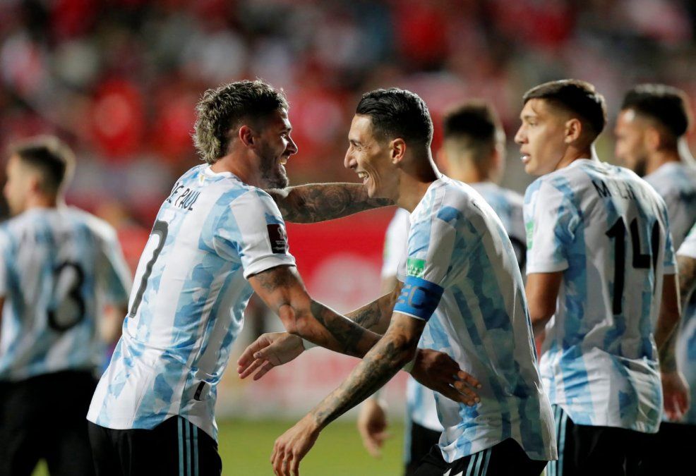La Selección de fútbol de Argentina recibe a Colombia por las Eliminatorias Sudamericanas