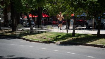 Una empresa presentó su oferta para reparar el socavón de Bulevar Gálvez y Alberdi