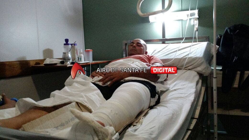 Accidentado por un bache: “Tuve que arrastrarme porque venían autos detrás”