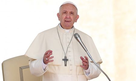 aborto: para el papa, ?es lo mismo que hacian los nazis? aborto: para el papa, ?es lo mismo que hacian los nazis?