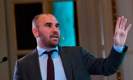 El exministro admitió que le faltó apoyo político para avanzar con su programa y destacó que ahora ya no se califica a la negociación con el FMI como un acuerdo del ajuste. El exministro admitió que le faltó apoyo político para avanzar con su programa y destacó que ahora ya no se califica a la negociación con el FMI como un acuerdo del ajuste.