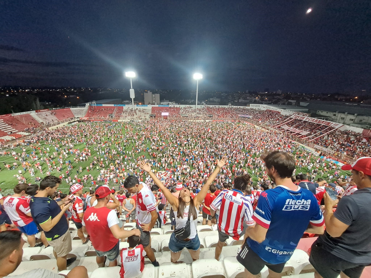 El fútbol, un tobogán de emociones en la gestión de Luis Spahn. El fútbol, un tobogán de emociones en la gestión de Luis Spahn.