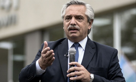Fernández indicó hoy que la elevación del piso del Impuesto a las Ganancias es una decisión importante para seguir recuperando el ingreso de nuestro pueblo. Fernández indicó hoy que la elevación del piso del Impuesto a las Ganancias es una decisión importante para seguir recuperando el ingreso de nuestro pueblo.