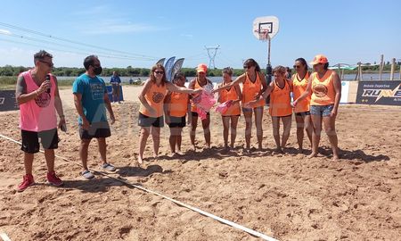 la historia de las mujeres que formaron un grupo de basquet para pelear contra el cancer la historia de las mujeres que formaron un grupo de basquet para pelear contra el cancer