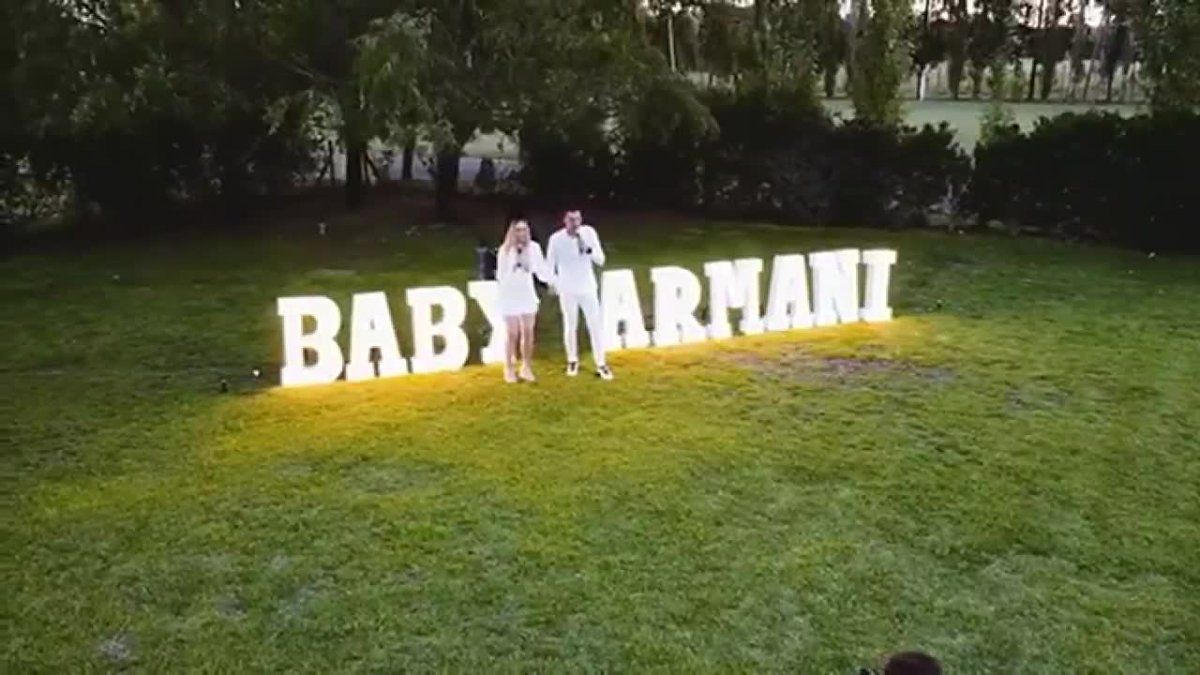 Franco Armani y Daniela Rend&oacute;n anunciaron el sexo de su beb&eacute;.
