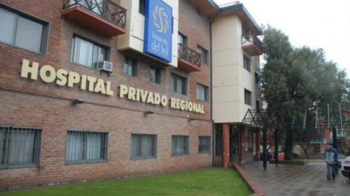 El hecho ocurrió a las 5:50 de esta la madrugada en el hotel Interlaken de Bariloche. El hecho ocurrió a las 5:50 de esta la madrugada en el hotel Interlaken de Bariloche.