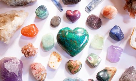 Descubrí qué piedra preciosa usar este Año Nuevo para atraer suerte, según tu signo. Descubrí qué piedra preciosa usar este Año Nuevo para atraer suerte, según tu signo.