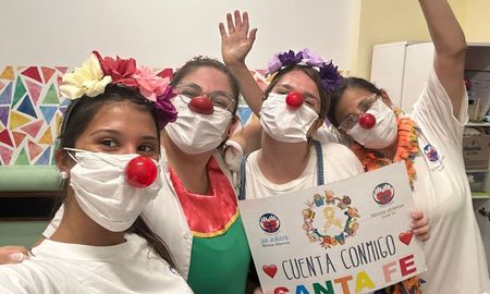 Las mujeres de Manos Abiertas se muestran satisfechas con ellas mismas porque ponen su tiempo, cuerpo y mente, al servicio del prójimo. Las mujeres de Manos Abiertas se muestran satisfechas con ellas mismas porque ponen su tiempo, cuerpo y mente, al servicio del prójimo.