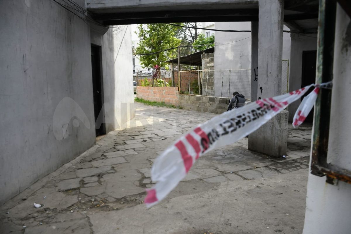 El caso es investigado por la fiscal de homicidios dolosos de turno en Rosario, Georgina Pairola. El caso es investigado por la fiscal de homicidios dolosos de turno en Rosario, Georgina Pairola.