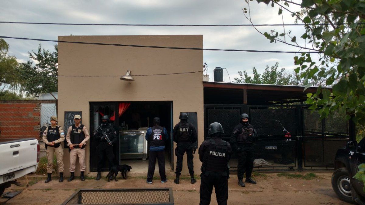 Allanamientos en Santa Fe y Tostado: incautaron droga y hay siete detenidos