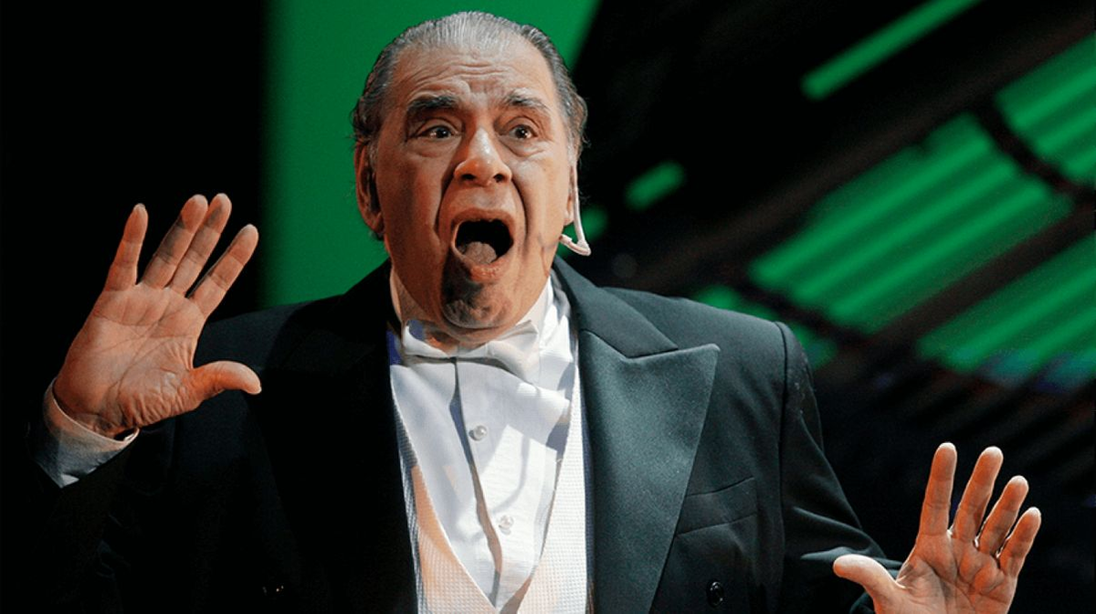 Enrique Pinti dominaba como nadie la sátira sobre la actualidad política, económica y social del país.