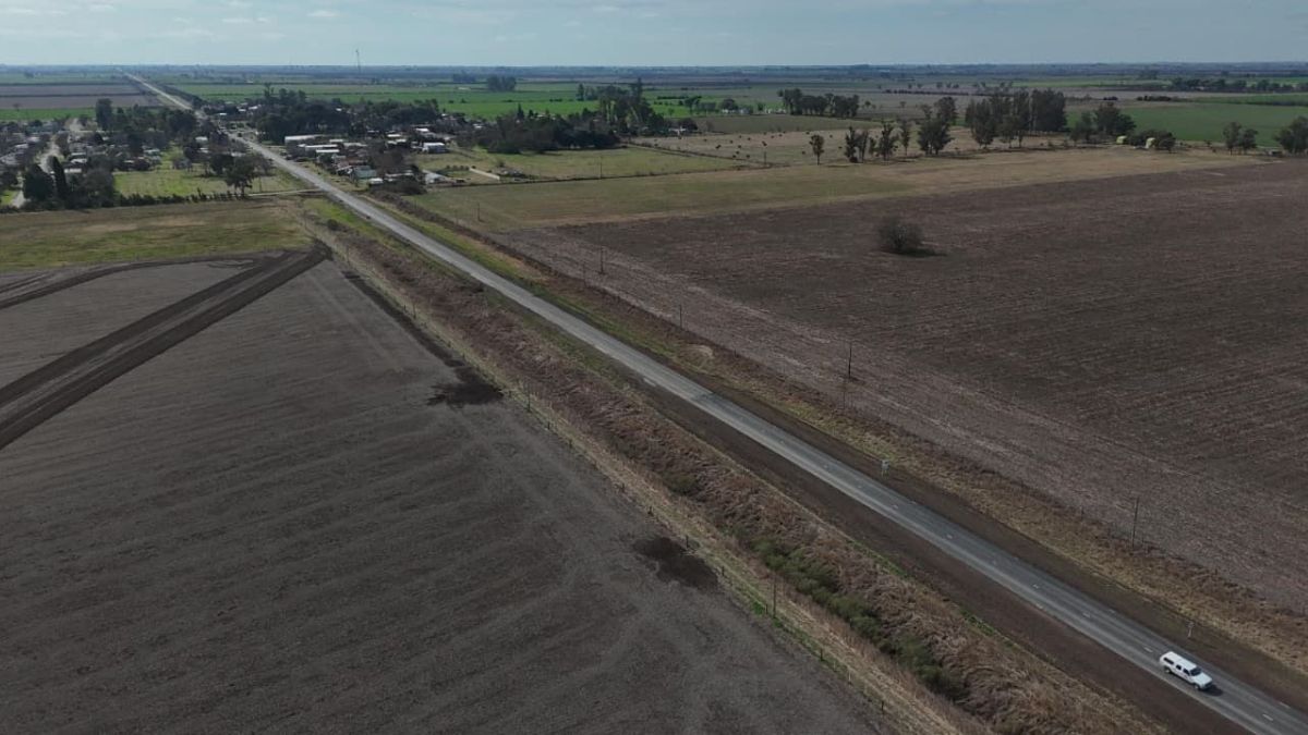 La obra comprende una extensión de 9 kilómetros entre Pilar y la intersección con la Ruta 70, a la altura de Nuevo Torino, en el departamento Las Colonias. La obra comprende una extensión de 9 kilómetros entre Pilar y la intersección con la Ruta 70, a la altura de Nuevo Torino, en el departamento Las Colonias.