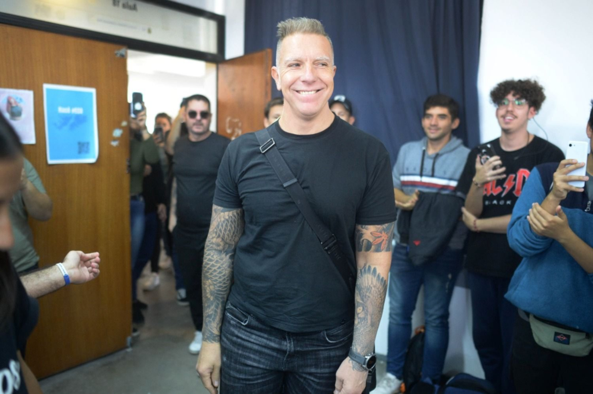 Fuerte rechazo a Alejandro Fantino en la Universidad de La Plata por una conferencia