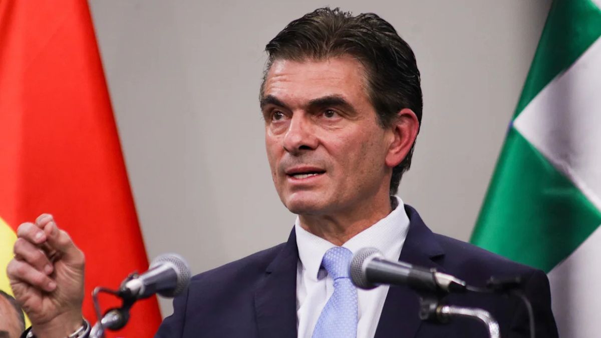 Paz se convierte en el primer mandatario en dos décadas que no pertenece al Movimiento al Socialismo (MAS)