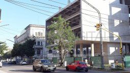 altText(Conflicto por el nuevo edificio de Tribunales: Vranicich no descarta llegar a la Corte nacional)}