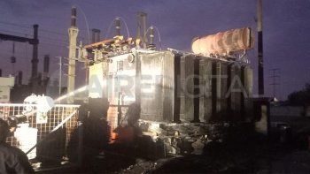 Esperanza: un incendio en la planta de la EPE dejó sin luz a la ciudad 