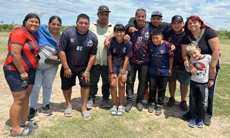 Liga Infantil de los Barrios con el Club Los Fierritos: Los chicos no se quieren ir de acá Liga Infantil de los Barrios con el Club Los Fierritos: Los chicos no se quieren ir de acá