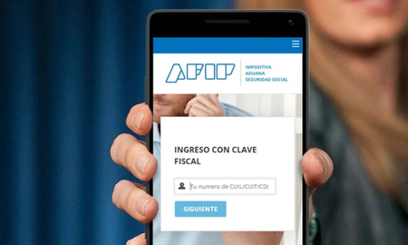 La AFIP comenzó a recategorizar de oficio a monotributistas: las claves detrás de la medida La AFIP comenzó a recategorizar de oficio a monotributistas: las claves detrás de la medida