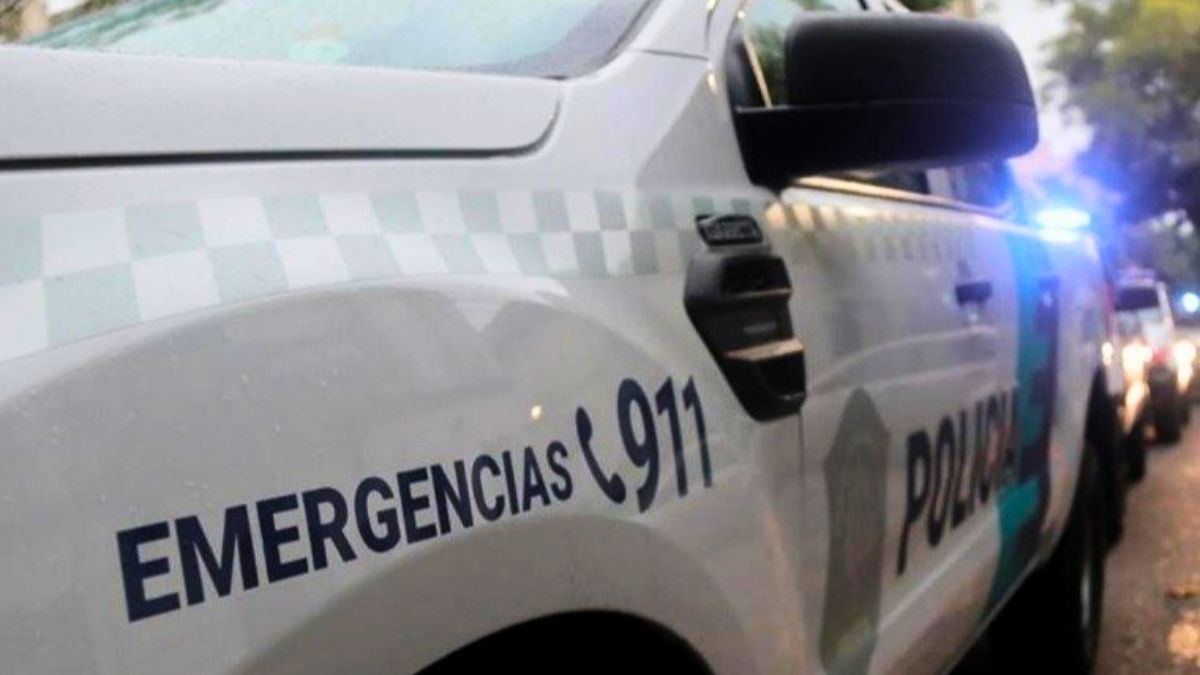 Quilmes: el hecho se produjo en la intersección de las calles 854 y 871 del barrio Villa La Florida. Quilmes: el hecho se produjo en la intersección de las calles 854 y 871 del barrio Villa La Florida.