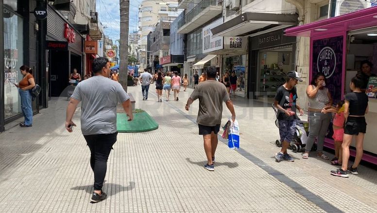 Horario corrido: no se registraron cambios en los comercios de la peatonal San Martín